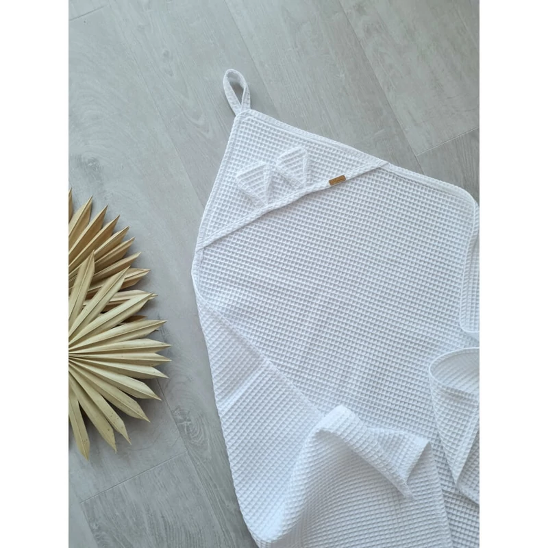 Kapucnis törölköző - macis white